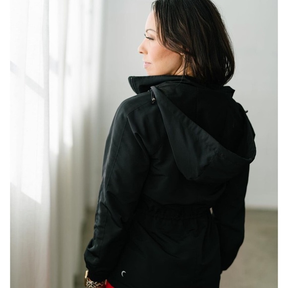 Zyia Women’s Drawstring Hooded Black jacket lined size medium - Picture 10 of 14